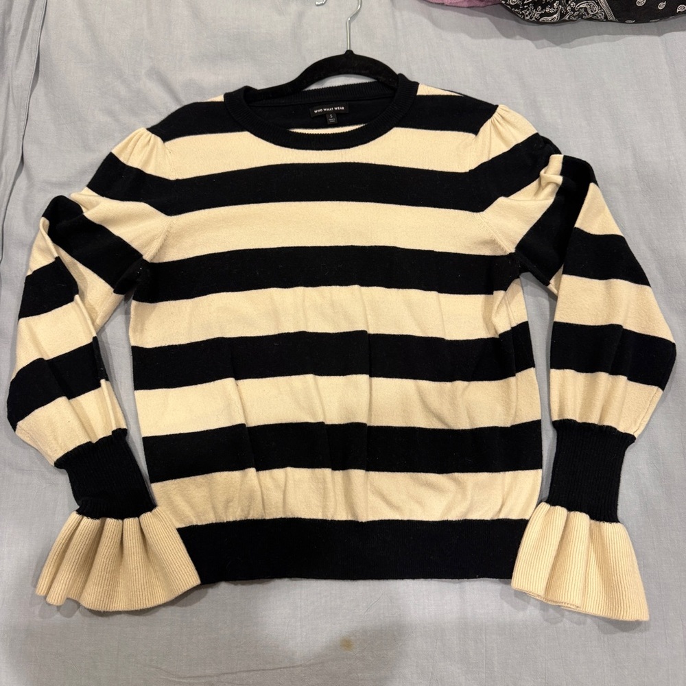 who what wear striped sweater